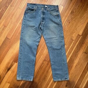 Vintage Men's Levi's 501 Original Fit Jeans W34 L30 Medium Stonewash Button Fly